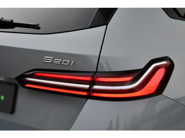 BMW 5 Serie Touring 520i M-Sport 2024 Benzine 34