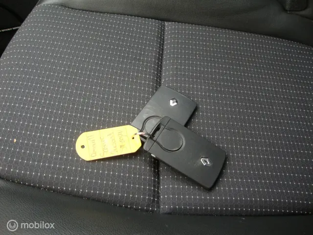 Renault Scénic 1.2 TCe Bose 2013 Benzine 13