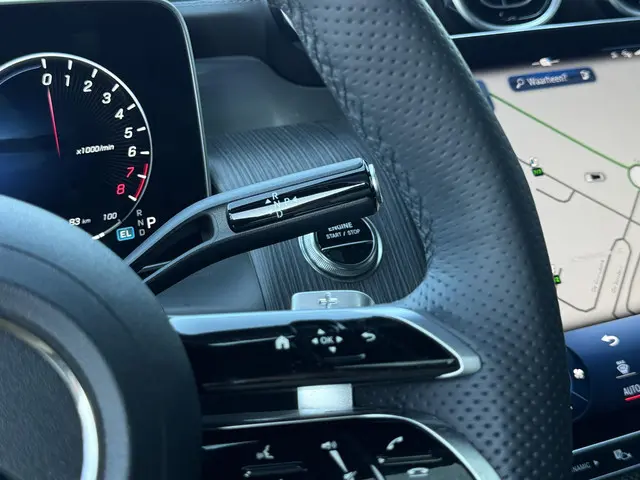 Mercedes-Benz GLC 400e 4M AMG 2023 Hybride Benzine 32