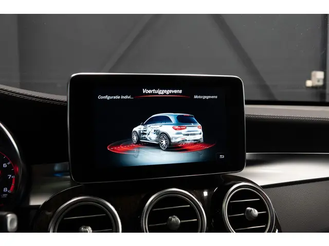 Mercedes-Benz GLC AMG 63 S 4MATIC+ 2018 Benzine 27