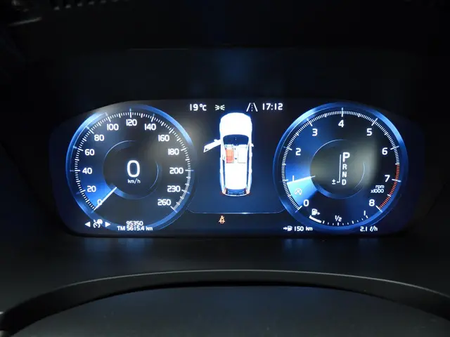 Volvo V90 2.0 T5 Momentum 2017 Benzine 12