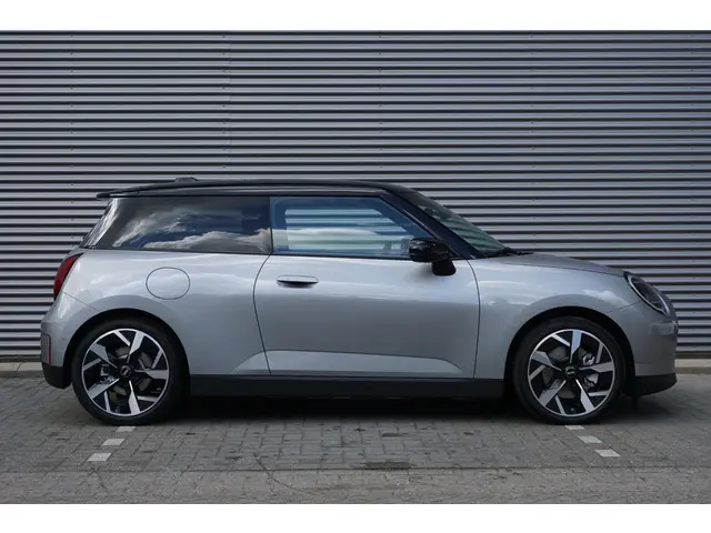 MINI 3-Deurs Cooper E 2025 Elektrisch 4