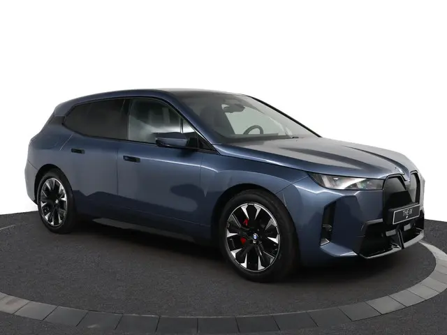 BMW iX xDrive45 2026 Elektrisch 12