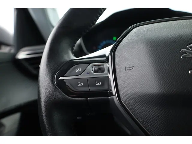 Peugeot e-2008 EV Allure 50 kWh 2021 Elektrisch 9