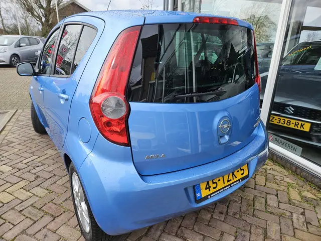 Opel Agila 1.0 Edition,frisse auto,lage km! 2012 Benzine 6