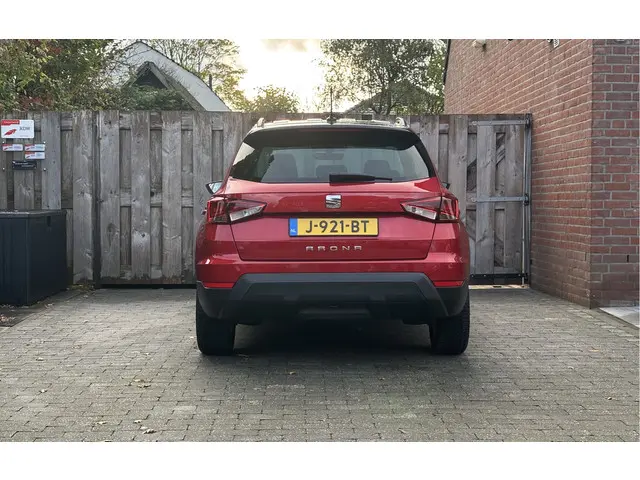 SEAT Arona 1.0 TSI Style Business Intense 2020 Benzine 7