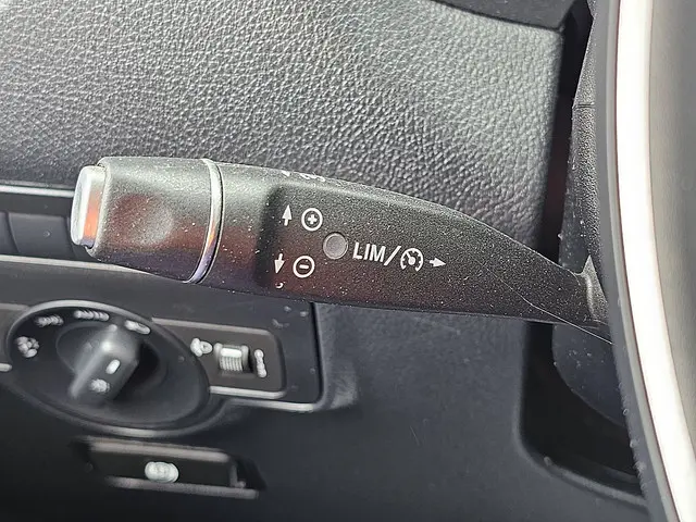 Mercedes-Benz eVito 112 2022 Elektrisch 11