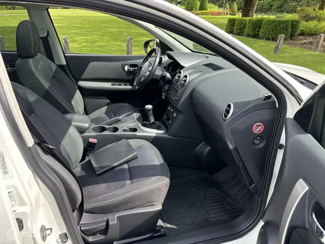 Nissan QASHQAI 1.6 Connect Edition 2013 Benzine 13