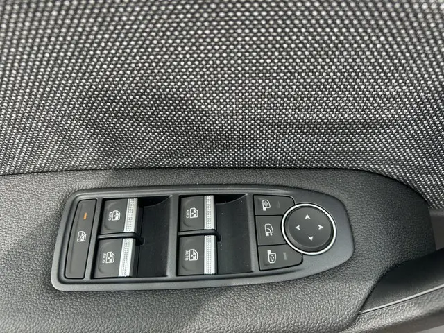Mitsubishi ASX 1.6 HEV AT Intense+ 2025 Hybride Benzine 8