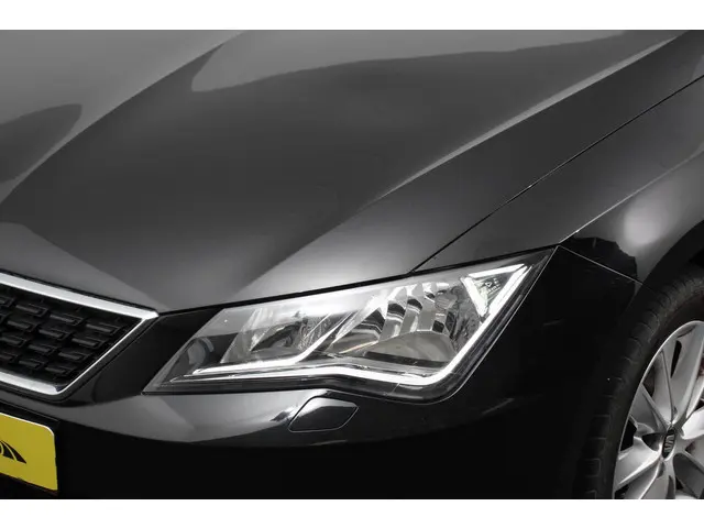 SEAT Leon ST 1.5 TSI 150pk DSG Style 2020 Benzine 22