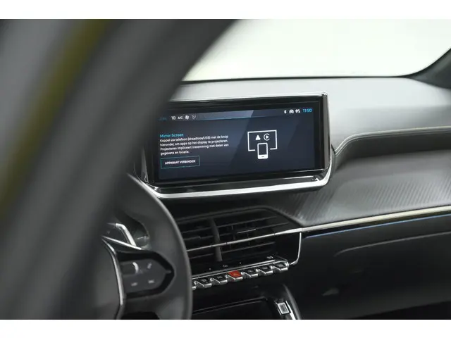 Peugeot 208 Hybrid 136 e-DCS6 GT 2024 Hybride Benzine 53