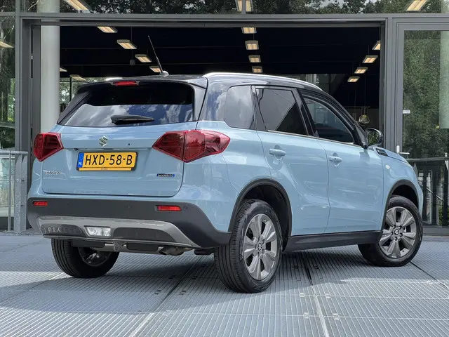 Suzuki Vitara 1.5 Hybrid Select 2024 Hybride Benzine 2