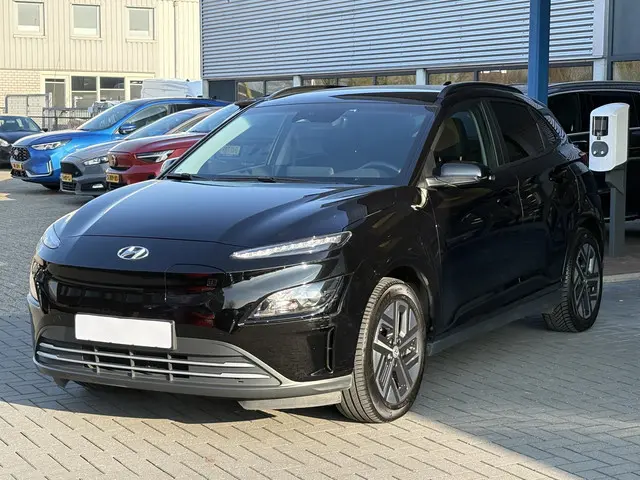 Hyundai Kona Electric Comfort 64 kWh 2023 Elektrisch 3