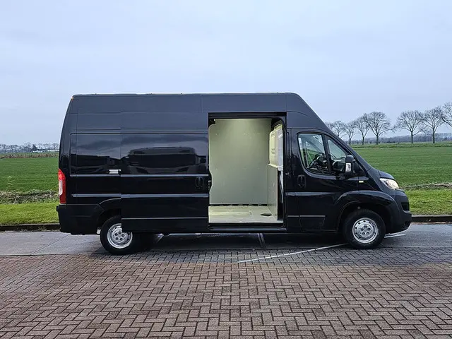 Opel Movano 2.2 2022 Diesel 13