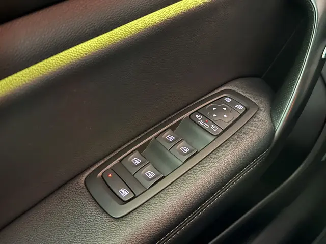 Renault Mégane 1.2 TCe Bose 2018 Benzine 19