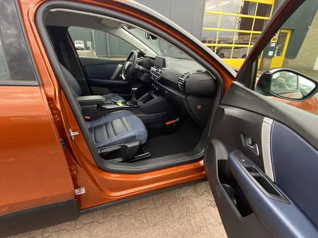 Citroën C4 1.2 Puretech Feel Pack 2022 Benzine 25