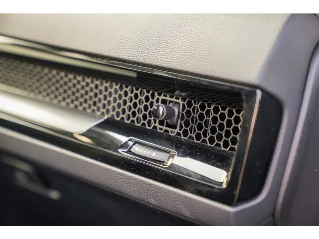 Honda CR-V 2.0i e:HEV ELEGANCE 2024 Hybride Benzine 50