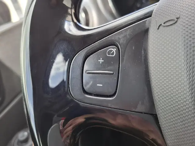 Renault Captur TCe 90 Dynamique 2014 Benzine 18
