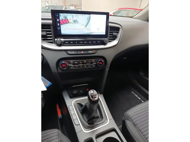 Kia Ceed Sportswagon 1.0 T-GDi DynamicLine 2022 Benzine 25