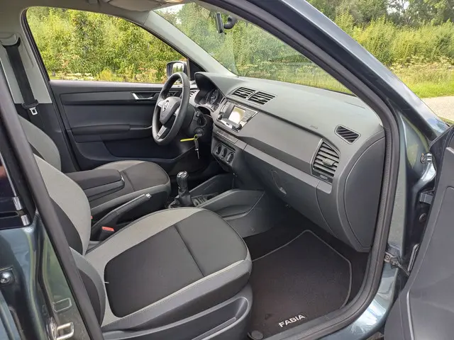 Škoda Fabia 1.2 TSI Ambition 2015 Benzine 25