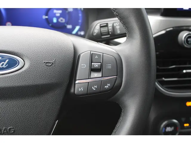 Ford Kuga 2.5 PHEV Titanium 2022 Hybride Benzine 22