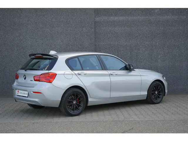 BMW 1 Serie 118i Centennial High Executive 2016 Benzine 8