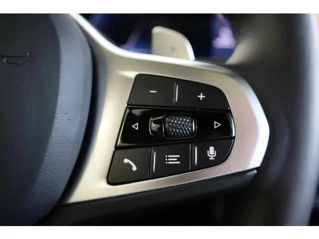 BMW 2 Serie Coupé 218i 2024 Benzine 25