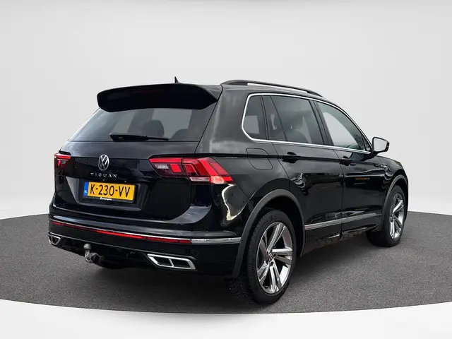 Volkswagen Tiguan 1.5 TSI R-Line 2021 Benzine 2