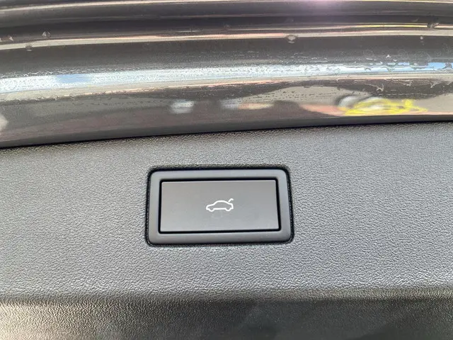 Volkswagen Tiguan 1.5 eHybrid Life Edition 2025 Benzine 11