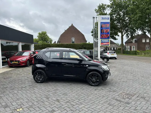 Suzuki Ignis 1.2 Smart Hybrid Comfort 2023 Benzine 3