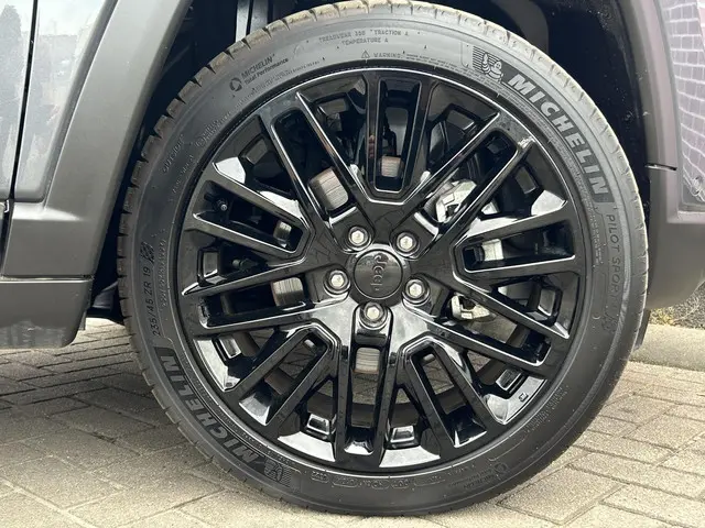 Jeep Compass 1.5T e-Hybrid Limited 2022 Hybride Benzine 32