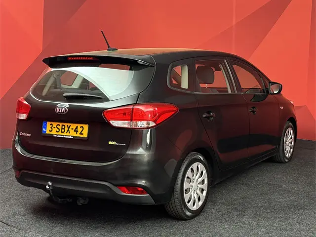 Kia Carens 2.0 GDi First Edition 2013 Benzine 2