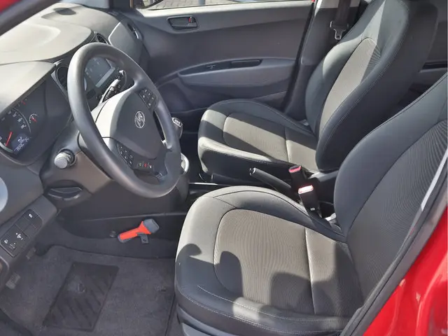 Hyundai i10 1.0i Comfort 2019 Benzine 21