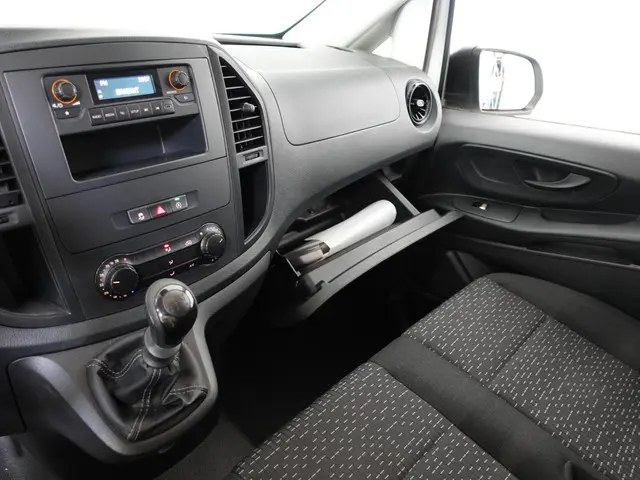 Mercedes-Benz Vito 116 CDI L3 Extra Lang 2021 Diesel 31