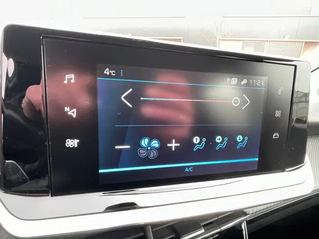 Peugeot 208 1.2 Turbo Active 2020 Benzine 17