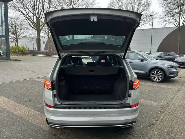 Škoda Kodiaq 1.5 TSI Sportline Business 2023 Benzine 6