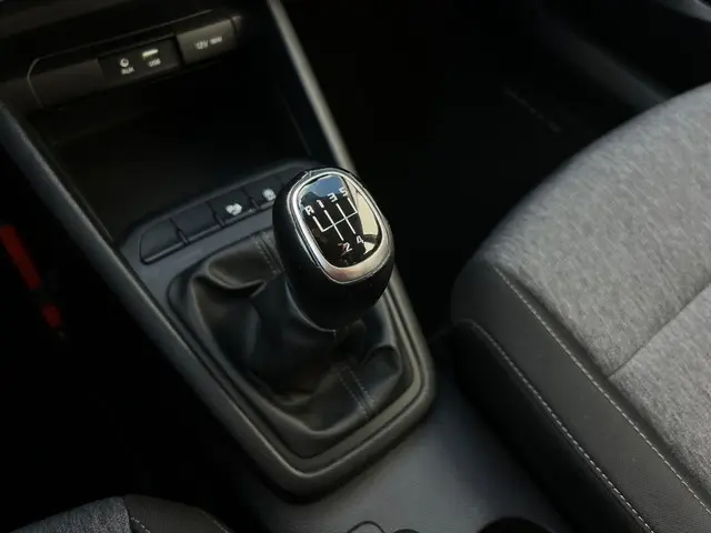 Kia Stonic 1.0 T-GDi DynamicLine 2019 Benzine 20