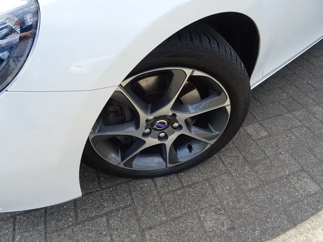Volvo V40 3