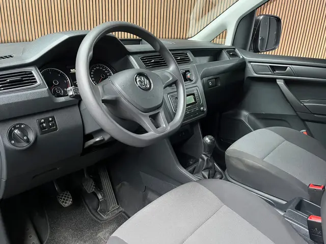 Volkswagen Caddy Cargo Maxi 2.0 TDI L2H1 2020 Diesel 9