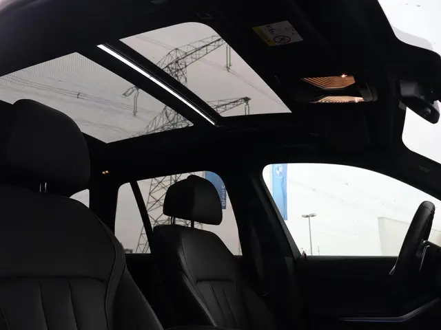 BMW X5 xDrive45e High Executive 2021 Hybride Benzine 44