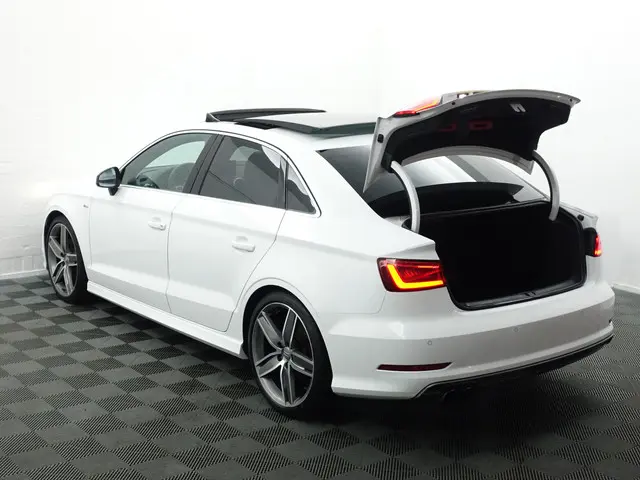 Audi A3 Limousine 1.4 TFSI S-line Aut- 2016 Benzine 38