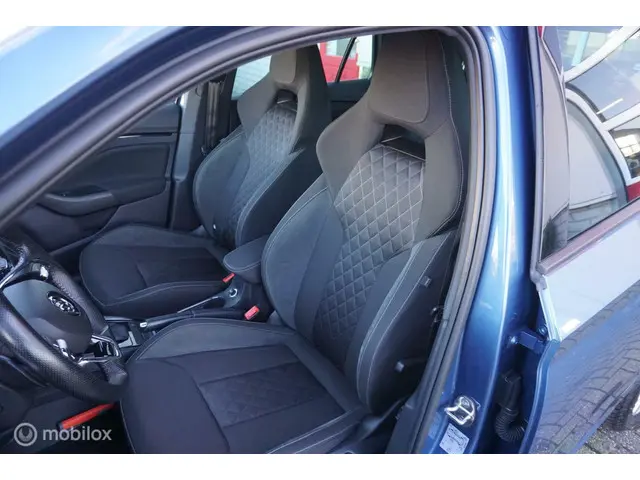 Škoda Kamiq 1.0 TSI Sport Business 2020 Benzine 10