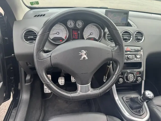 Peugeot 308 CC 1.6 THP Féline 2012 Benzine 12