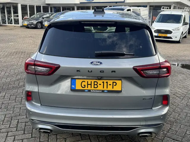 Ford Kuga 2.5 PHEV ST-Line 2024 Hybride Benzine 6