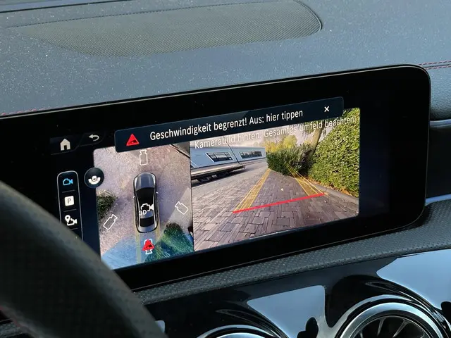 Mercedes-Benz CLA 200 d AMG Line 2025 Diesel 27