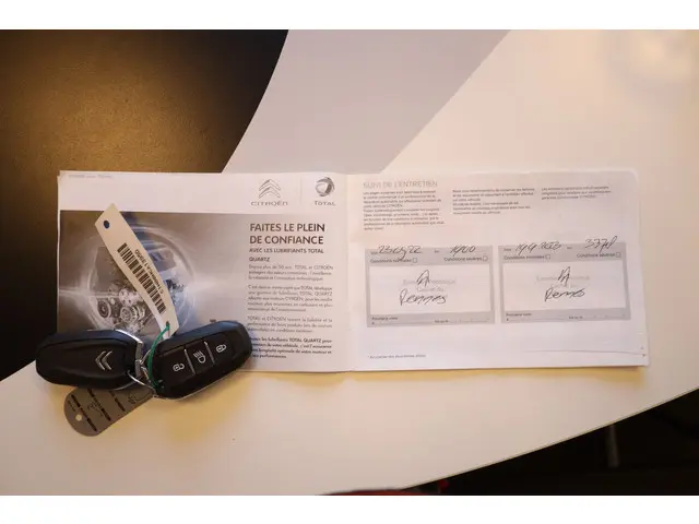 Citroën C3 PT 83 Shine 2021 Benzine 40