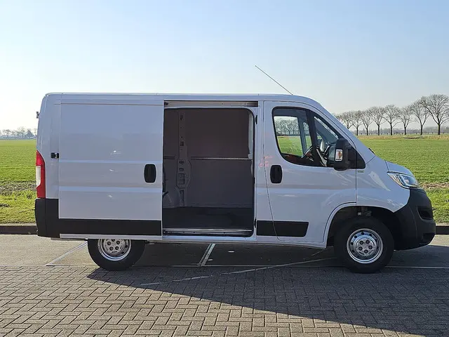 Opel Movano 2.2 2023 Diesel 14