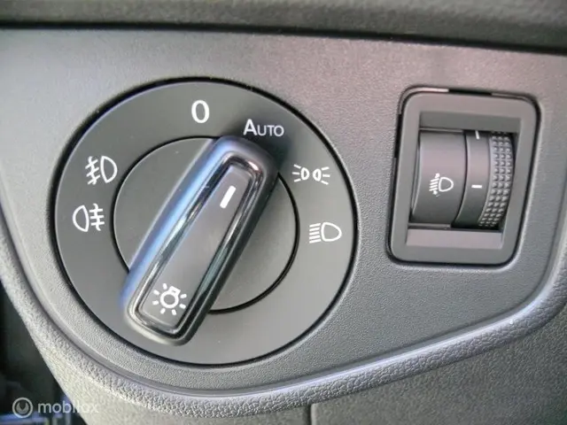 Volkswagen Polo 1.0 TSI Comfortline 2021 Benzine 18