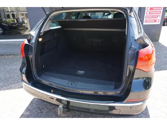 Opel Astra Sports Tourer 1.4 Turbo Business + 2015 Benzine 20