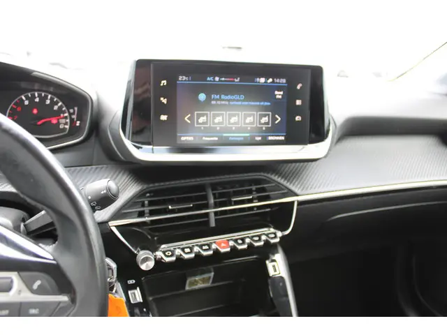 Peugeot 208 1.2 PT Active 2020 Benzine 14